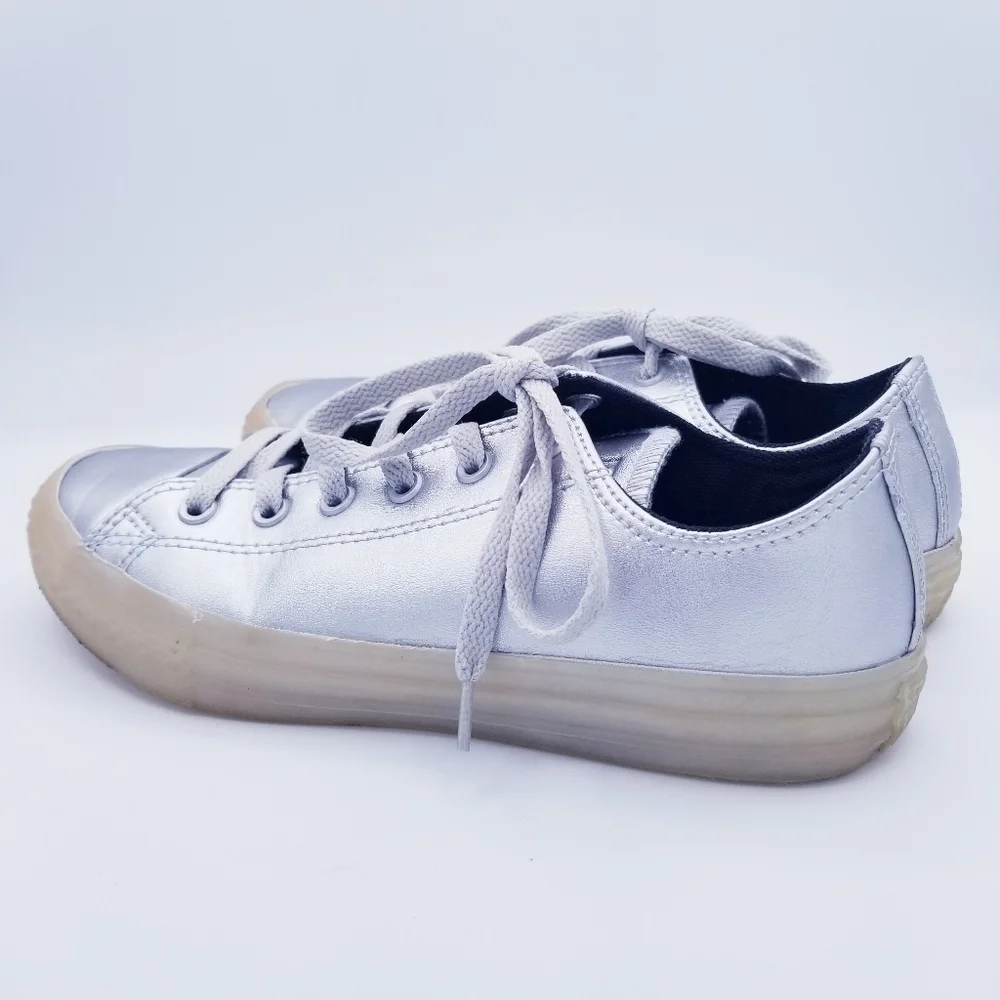 Converse Silver Gray Sneakers - Junior 4.5